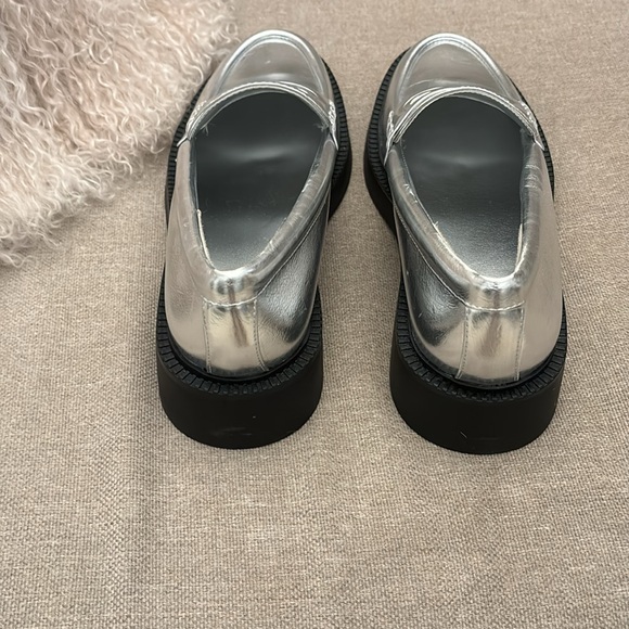 Zara loafers - NWOT ❤️ - Picture 2 of 5